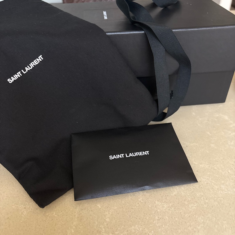 聖羅蘭/YSL［Sade］min迷你圓筒手袋  19*9*9 閒置新品 亮漆皮-11