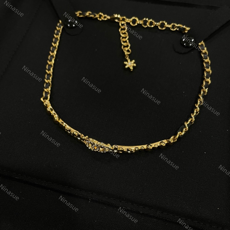 全新｜Chanel香奈兒｜23A高級手工坊 雙C logox小花 皮穿鏈 Choker項鍊 項鏈-10