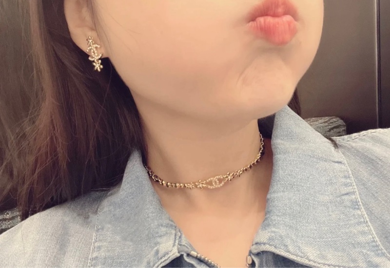 全新｜Chanel香奈兒｜23A高級手工坊 雙C logox小花 皮穿鏈 Choker項鍊 項鏈-4