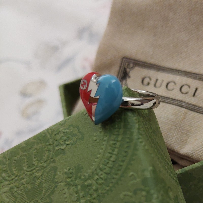 Gucci 紅+藍心形閃電吊墜互扣雙G戒指-2