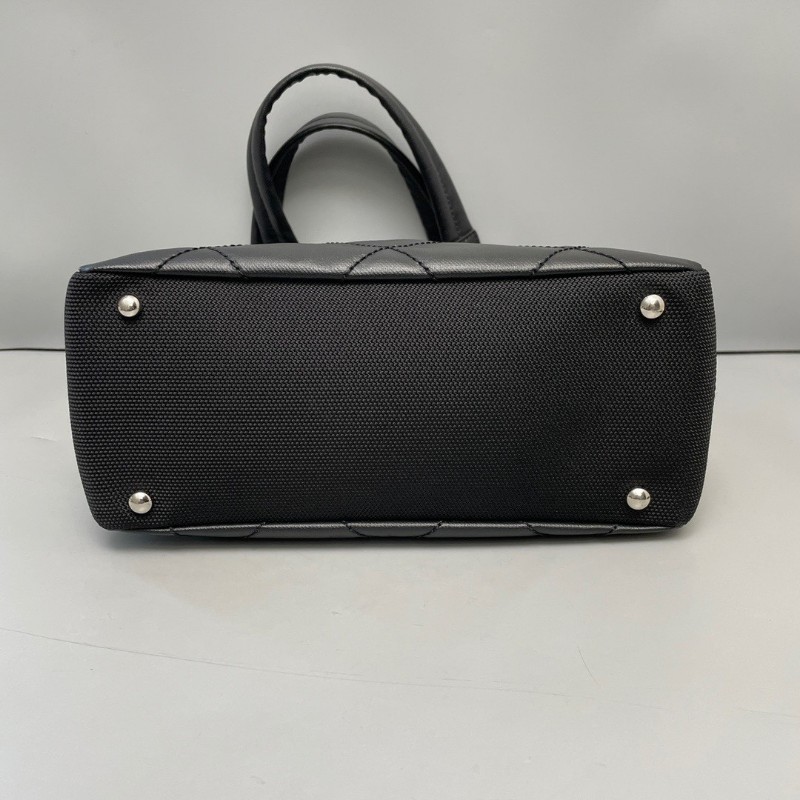 Chanel香奈兒 黑色牛皮tote托特肩背包 13開-4