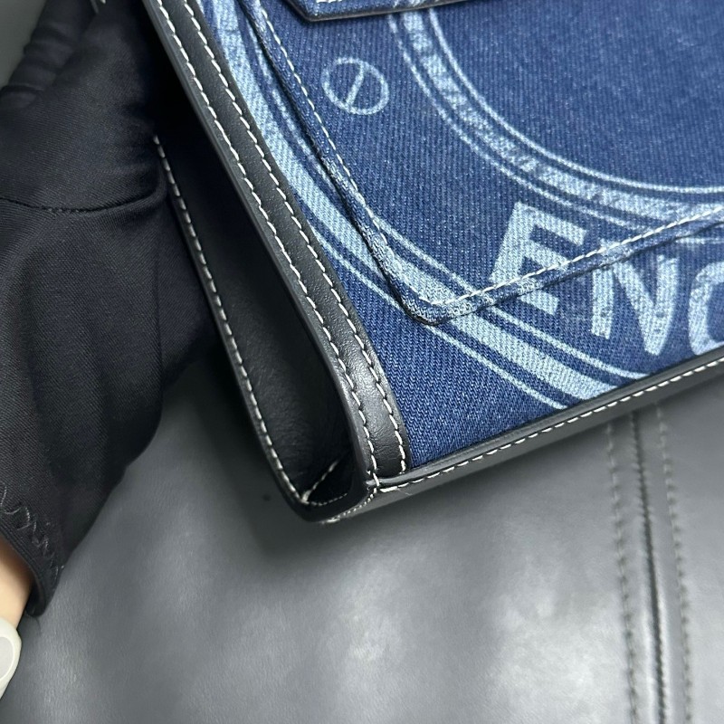 Burberry 丹寧Pocket牛仔印花藍色口袋包 郵差包肩背包-11