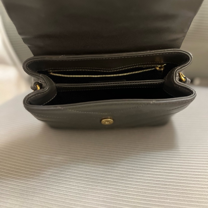 ysl LouLou toy 大象灰金扣-10