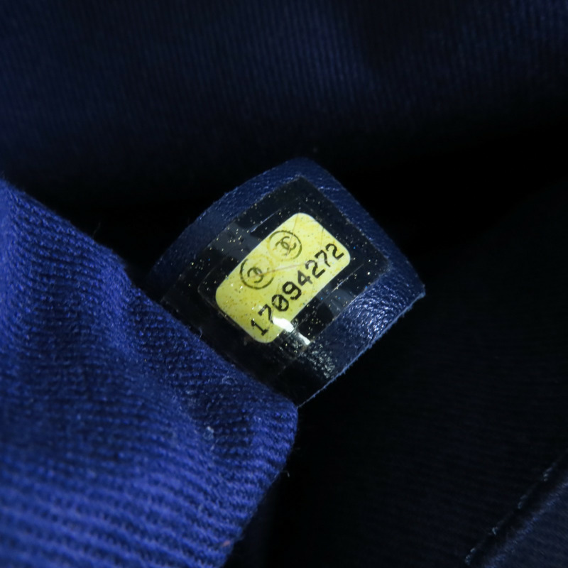 CHANEL 牛皮皮革Shoulder Bag銀扣鏈帶肩背袋-6
