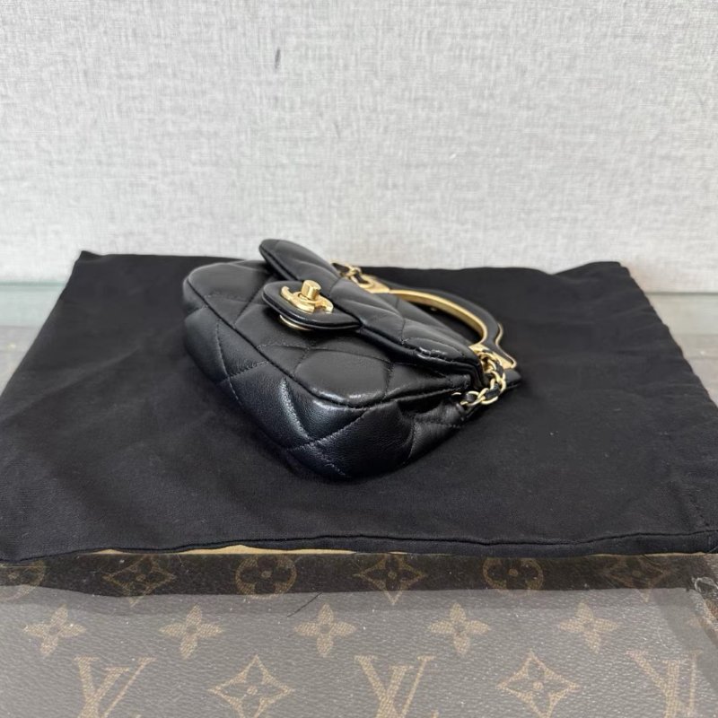 CHANEL 21A手工坊系列黑金迷你衣架包 110*9.5*3.5 99新配件:盒子塵袋-2