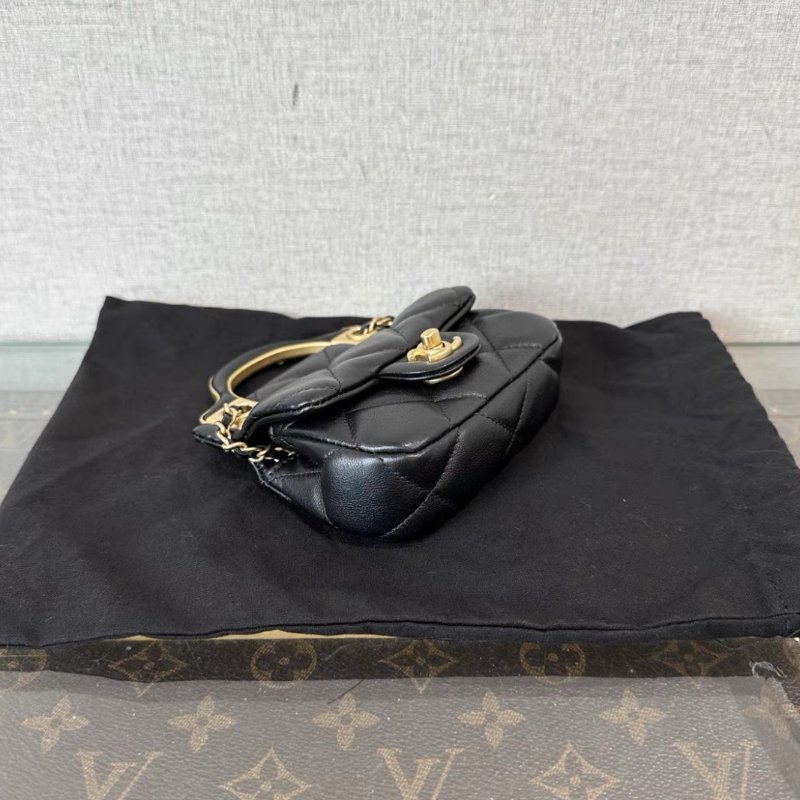 CHANEL 21A手工坊系列黑金迷你衣架包 110*9.5*3.5 99新配件:盒子塵袋-4