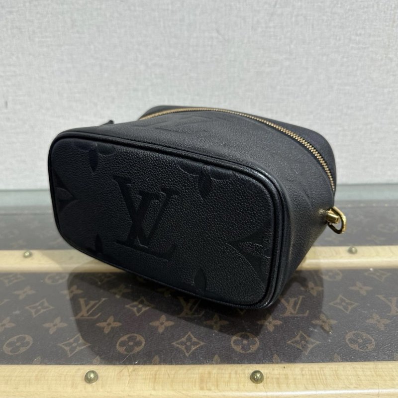 LV 黑金vanity全皮手提肩背斜背化妝包芯片款 19*11*13 99新配件塵袋-2