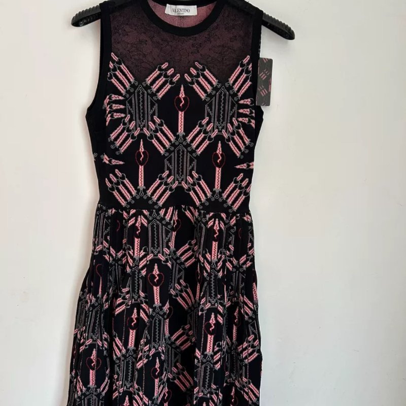 全新 valentino針織無袖連衣裙 全新帶吊牌 尺寸S碼 胸圍93 衣長92-4