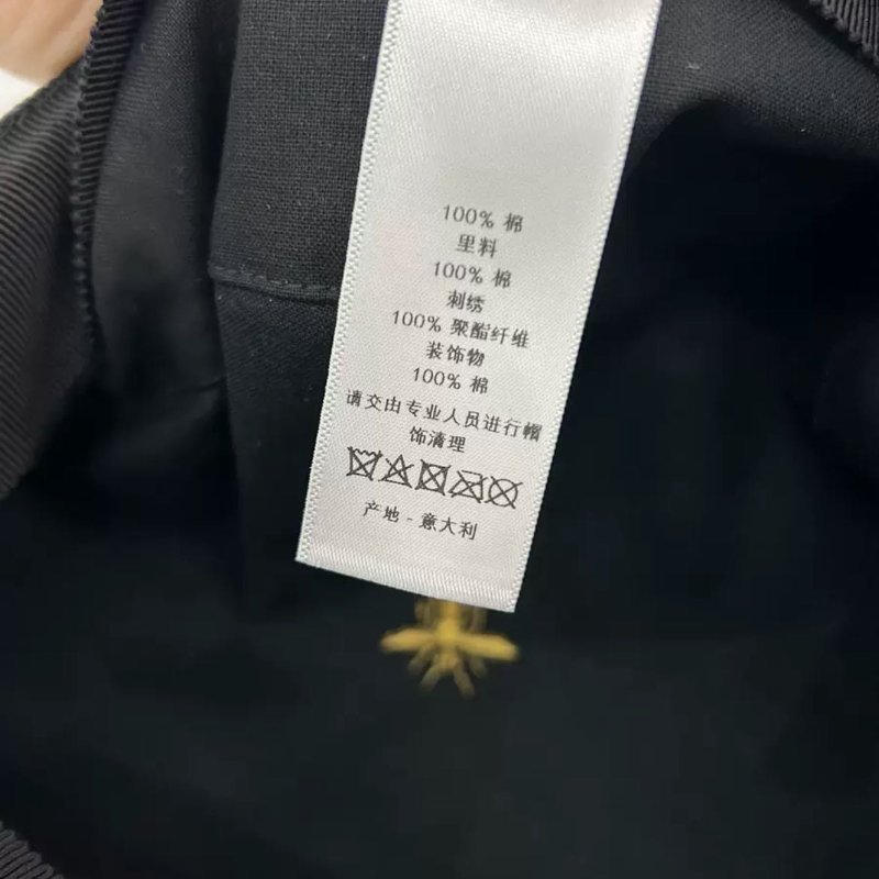Dior 牛仔暈染報童帽 金屬標有些氧化整體很新 58cm帽圍 原價三萬多-3
