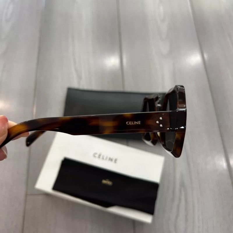 Celine 琥珀色邊框墨鏡 只戴一次閒置 配件鏡布鏡盒外盒-2