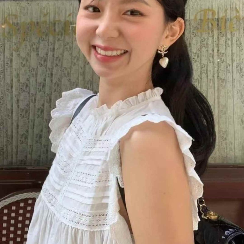 Chanel 24b爱心耳環 幾乎全新 經典很美-0