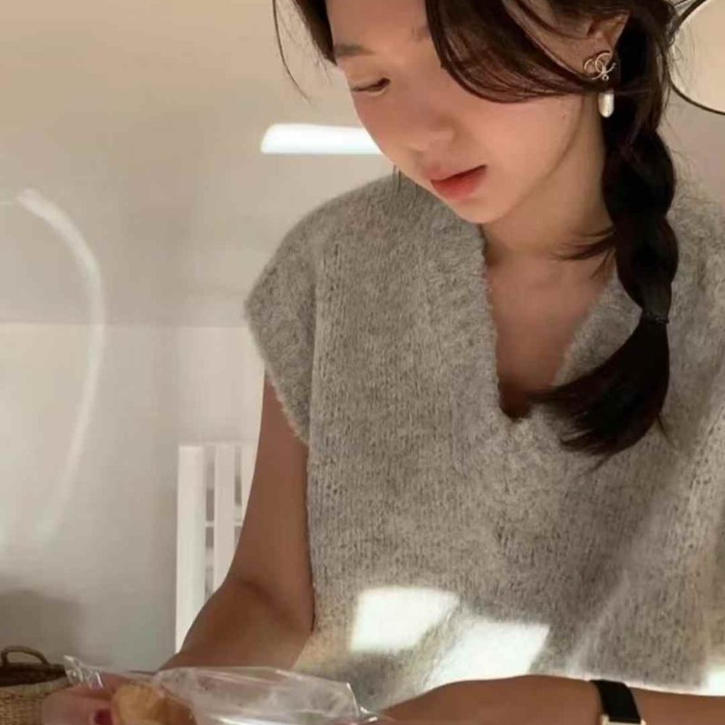 Chanel 24b爱心耳環 幾乎全新 經典很美-2