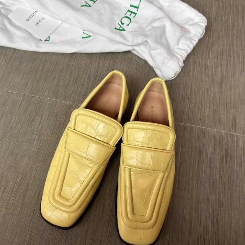 bottega veneta檸檬黄鱷魚紋樂福鞋36.5號偏小半號適合36號 配件防塵袋-0