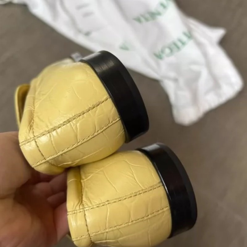 bottega veneta檸檬黄鱷魚紋樂福鞋36.5號偏小半號適合36號 配件防塵袋-4