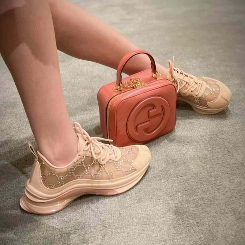 Gucci 水晶logo運動鞋 39號 包裝齊全 只穿兩次 原價近三萬-1