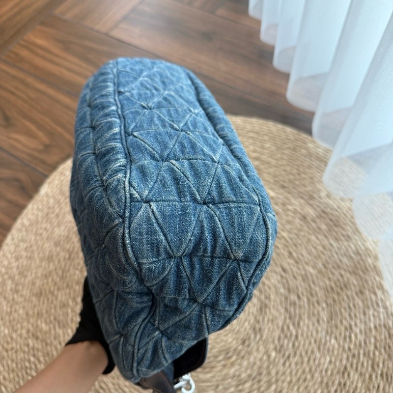 Miumiu繆繆牛仔丹寧寶石鑽扣郵差公文包肩背包-7