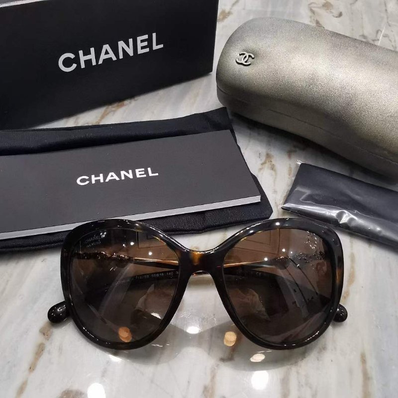 CHANEL 玳瑁色雙珍珠偏光太陽眼鏡 全新全配-1