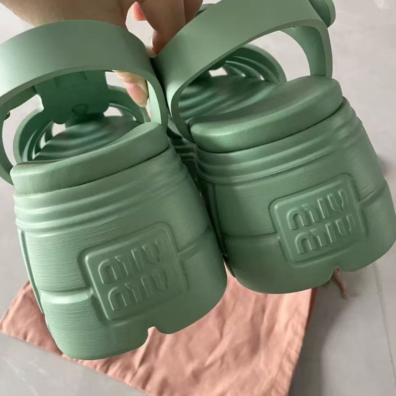 miumiu 厚底涼鞋 38號，全新，配件防塵袋-4