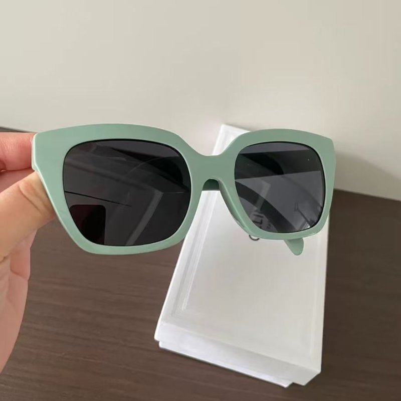 Celine 綠框字母太陽眼鏡 很新-4