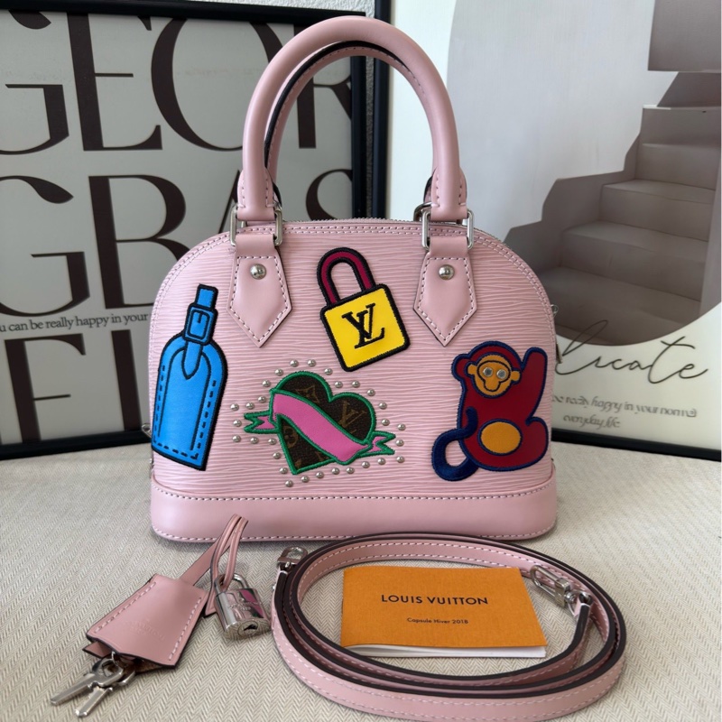 LV 路易威登 almabb粉色水波紋貝殼包 限量款 尺寸約23x17x11cm-0