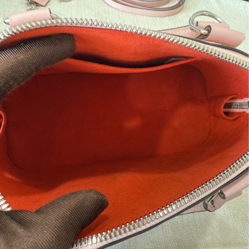 LV 路易威登 almabb粉色水波紋貝殼包 限量款 尺寸約23x17x11cm-4