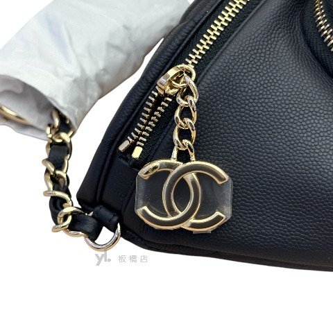 CHANEL Matelasse黑色魚子醬皮革腰包AS0465-9