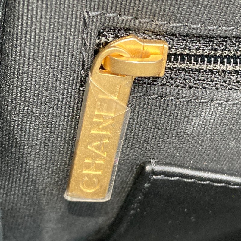 CHANEL 香奈兒 Ado 荔枝牛皮 背包 黑色 金釦-8