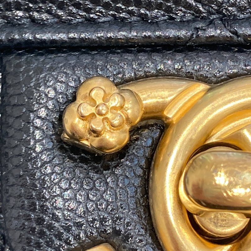 CHANEL 香奈兒 Ado 荔枝牛皮 背包 黑色 金釦-20