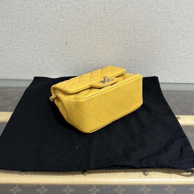 CHANEL 黃色金扣方胖子肩背斜背包 17*13*7.5 99新配件保卡塵袋-4