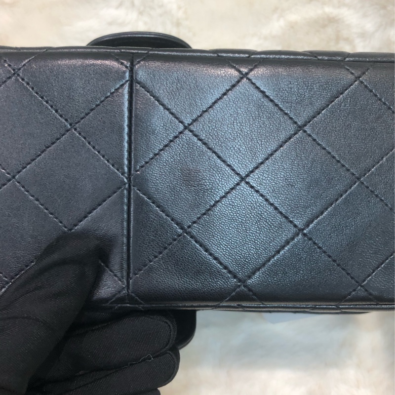 Chanel 雙面 Matelasse 黑色皮革手挽袋 XB607-7