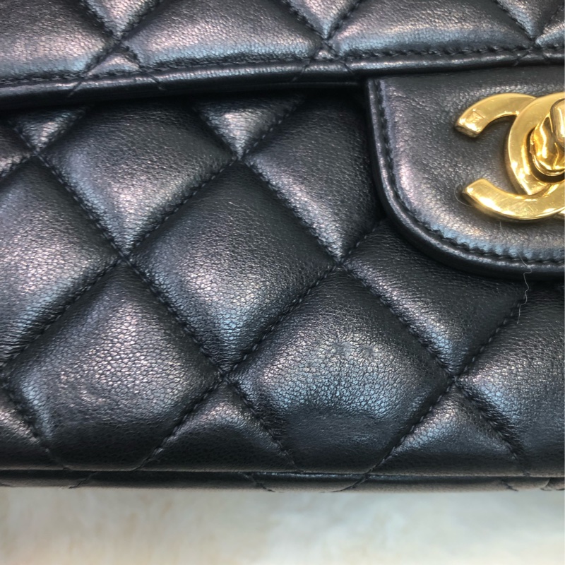 Chanel 雙面 Matelasse 黑色皮革手挽袋 XB607-8