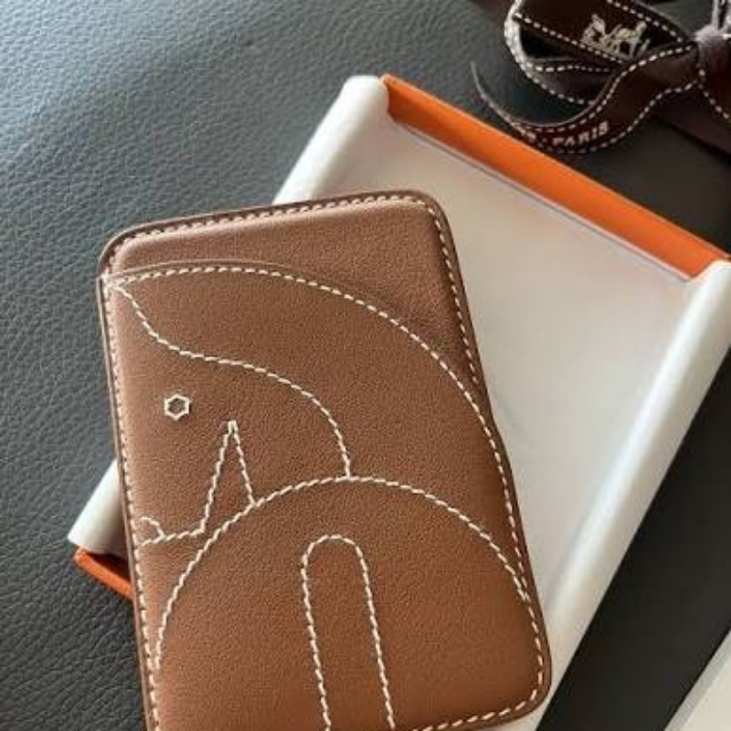 全新 Hermès 小牛皮駿馬造型MagSafe卡夾 (不含展示圖中手機)-3