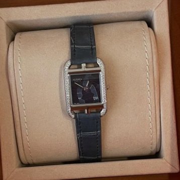 全新 Hermès CAPE COD watch Small mode 31mm 藍寶石色 方塊鱷魚天然皮革錶帶-1