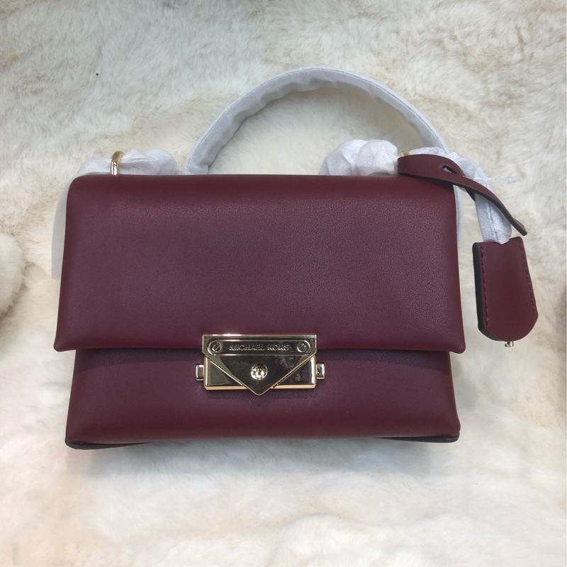 Michael Kors 酒紅色斜孭袋 XB475-1