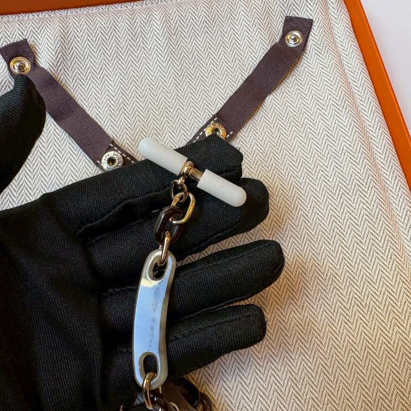 Hermes 咖啡帶金色水牛角項鍊-4