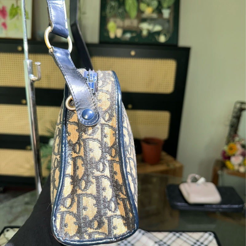 Dior 帆布海軍藍肩背包 貝殼包-8