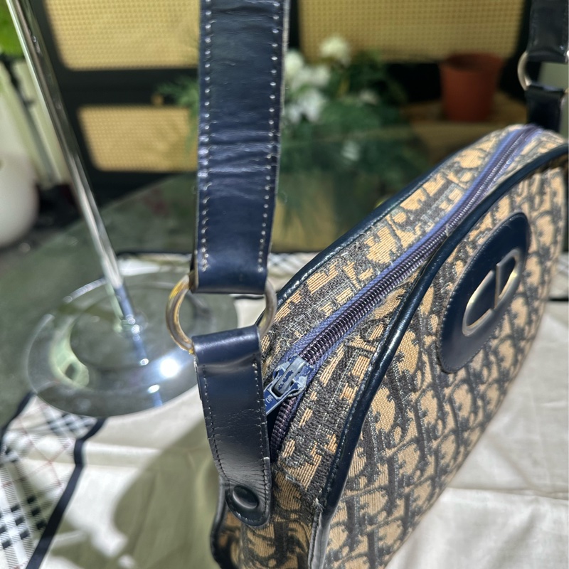 Dior 帆布海軍藍肩背包 貝殼包-20