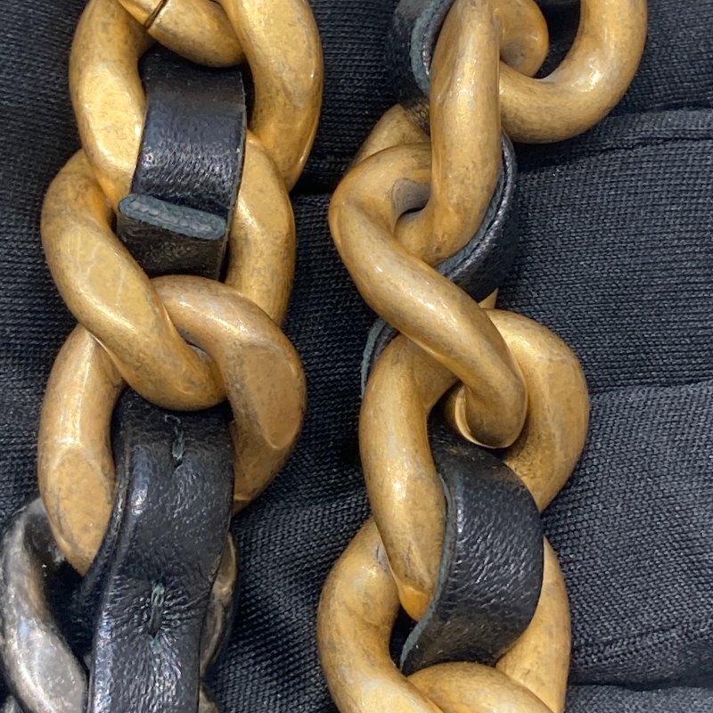 CHANEL 香奈兒 Chanel19 Medium 羊皮 肩背包 黑色 金銀釦-20