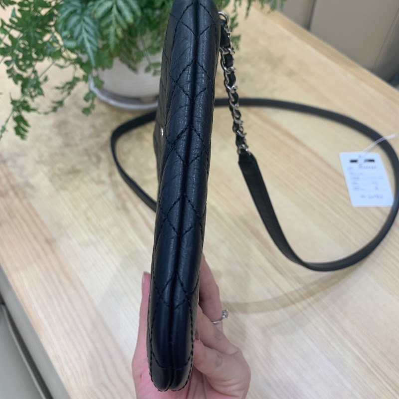 Chanel香奈兒黑銀郵差包 牛皮耐磨 包很輕便有拉鏈-15