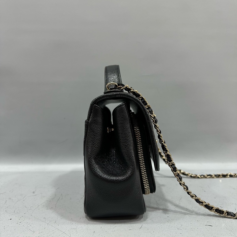 Chanel A93749 黑荔枝皮淡金釦斜背包 相機包-3