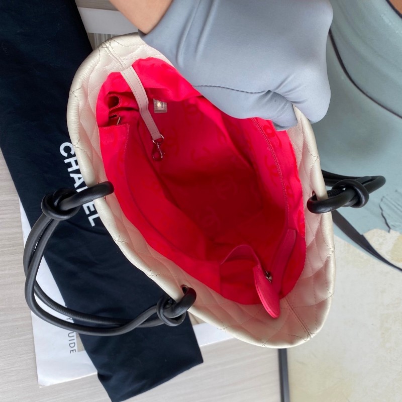 CHANEL香奈兒 經典豎版黑白配色康鵬tote手提包
9開-4