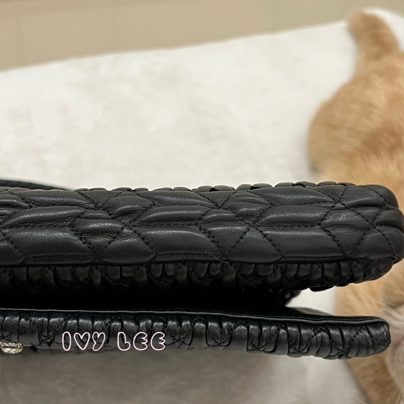Miu Miu 黑色 Matelasse 皮革抓皺 水晶 雙背帶 單肩包 正品 二手精品-28