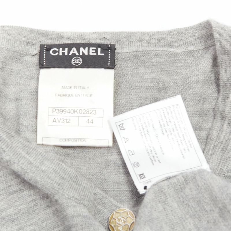 CHANEL 100% cashmere grey Camellia CC button keyhole sweater FR44 XXL-8