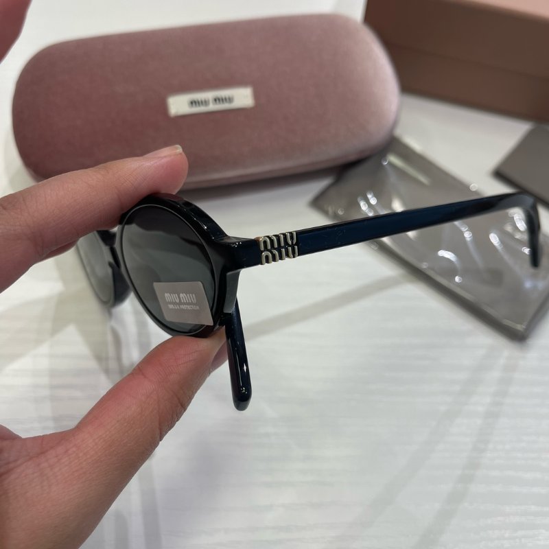 MIUMIU🎀04ZS黑色 書呆子爆款太陽眼鏡-2