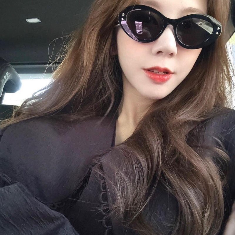 DIOR 網紅爆款🔥 深藍拼色星星卯釘橢圓框 太陽眼鏡 全新全配-0