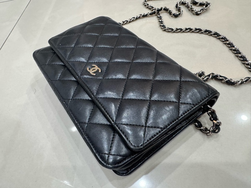 CHANEL 香奈兒 經典雙C Logo鏈子皮夾/WOC斜背包-5