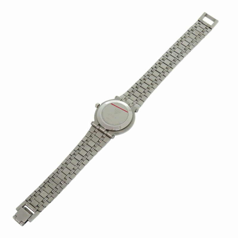 類似全新 Gucci 9100L 不鏽鋼黑銀石英錶帶錶盤,型號 0561GUCCI-4
