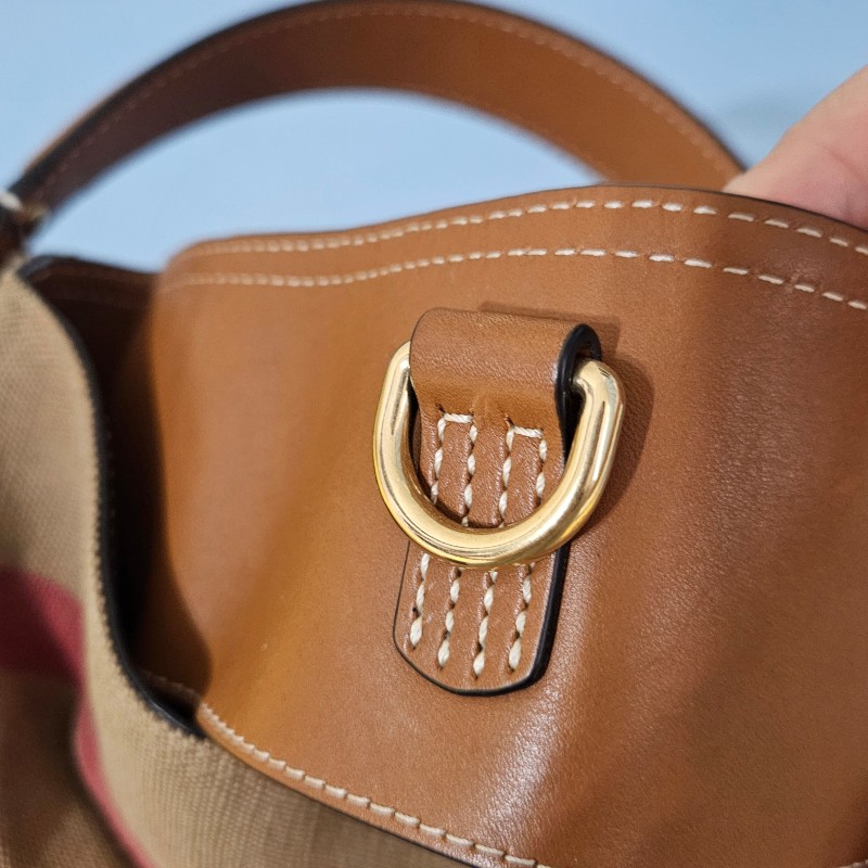 Burberry二合一水桶包（大款）-12