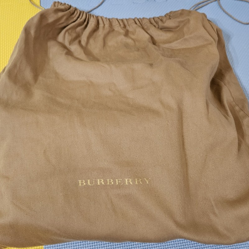 Burberry二合一水桶包（大款）-16