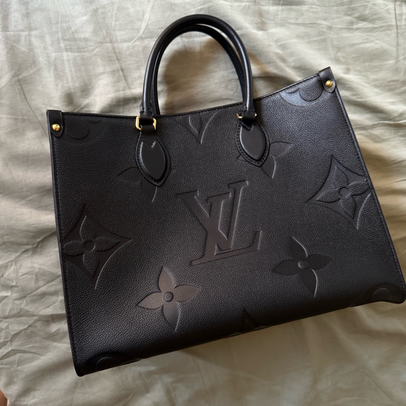 Louis Vuitton Onthego 黑牛皮 MM手提肩背包-6